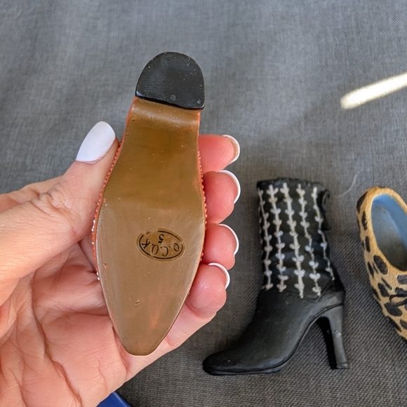 Vintage Miniature Shoe Collection - Picture 3 of 4